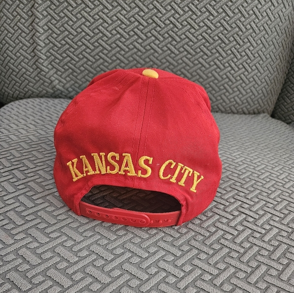 NFL Kansas City Chiefs cap excellent condition adjustable back Hey Swifty Fans! - Picture 2 of 4